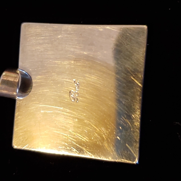 Motorcycle pendant - Picture 2 of 3